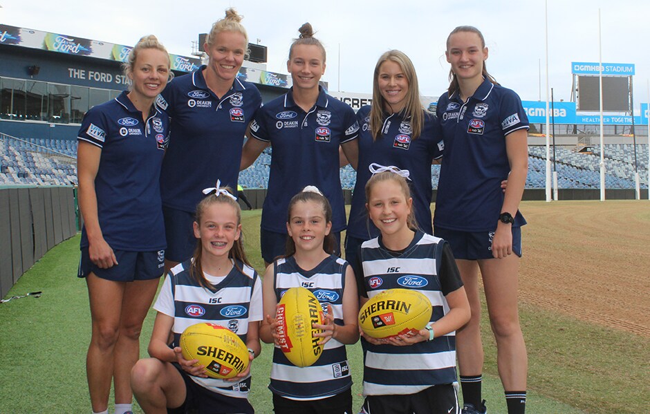 2019_03_13_Cancer_HERO.png Back: Renee Garing, Kate Darby, Sophie Van De Heuvel, Hayley Trevean and Georgia Clarke. - Geelong Cats,Hayley Trevean,Sophie Van De Heuvel,Renee Garing,Kate Darby,Georgia Clarke